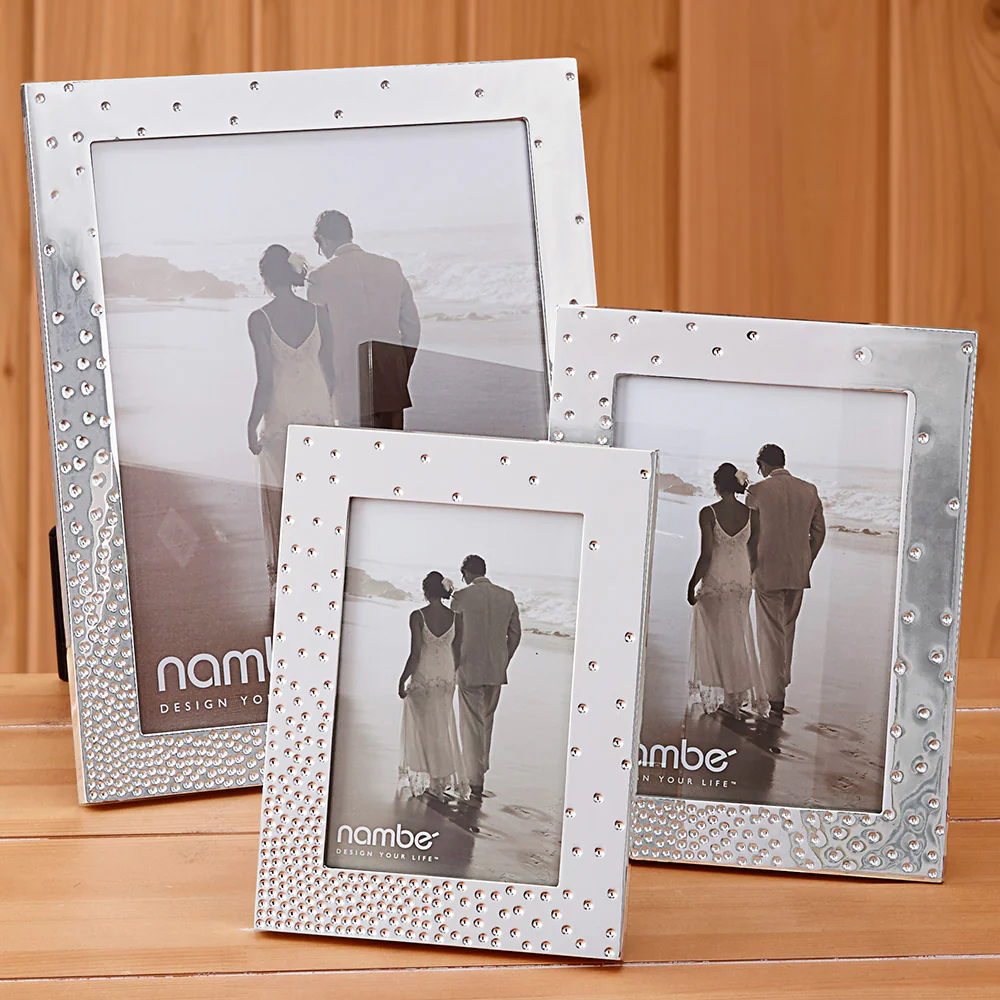 Dazzle Photo Frame by Nambé - Image 4